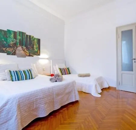 Alessia's Flat- Loreto 2 * Milaan